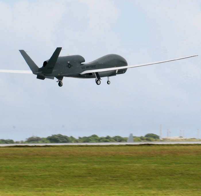 UAV RQ-4 Global Hawk